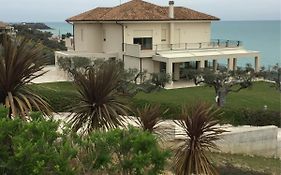 Villa Sami